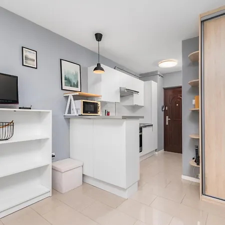 Jasielska 38-42 By Homeprime ワルシャワ